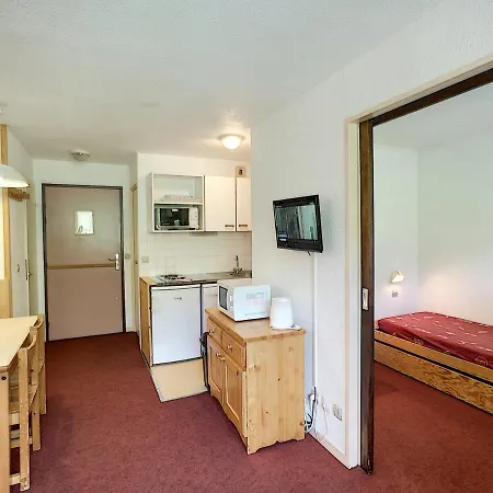 Au Pied Des Pistes, 2 Pieces Pour 4 Pers, Parking Gratuit, Wi-fi, Les Menuires - Fr-1-178-6 Daire