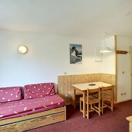 Au Pied Des Pistes, 2 Pieces Pour 4 Pers, Parking Gratuit, Wi-fi, Les Menuires - Fr-1-178-6